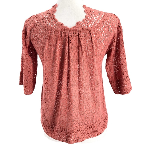 Staring at Stars Womens Size XS Crochet Lace Blouse 3/4 Sleeve Coral Pullover - Picture 2 of 9